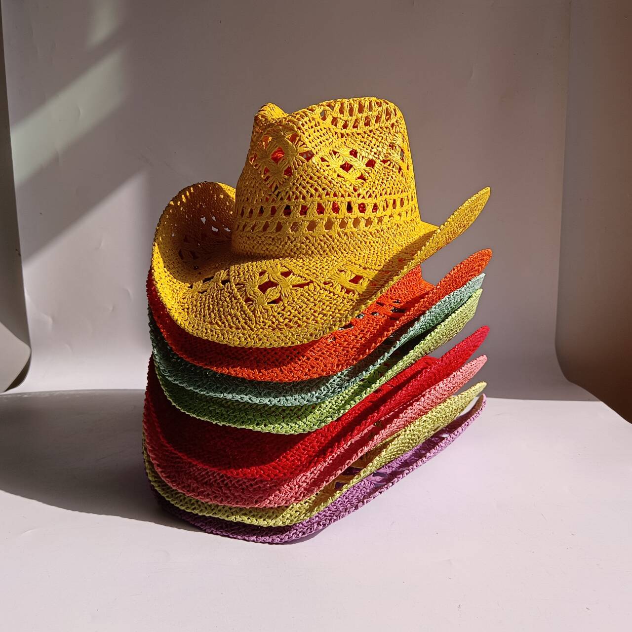 Cowboy Strohoed nieuwe kleur H - Paper Straw Color recensie en prijs